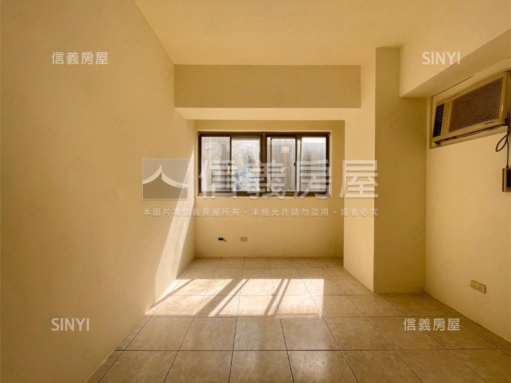 親水公園高樓層四房有車位房屋室內格局與周邊環境