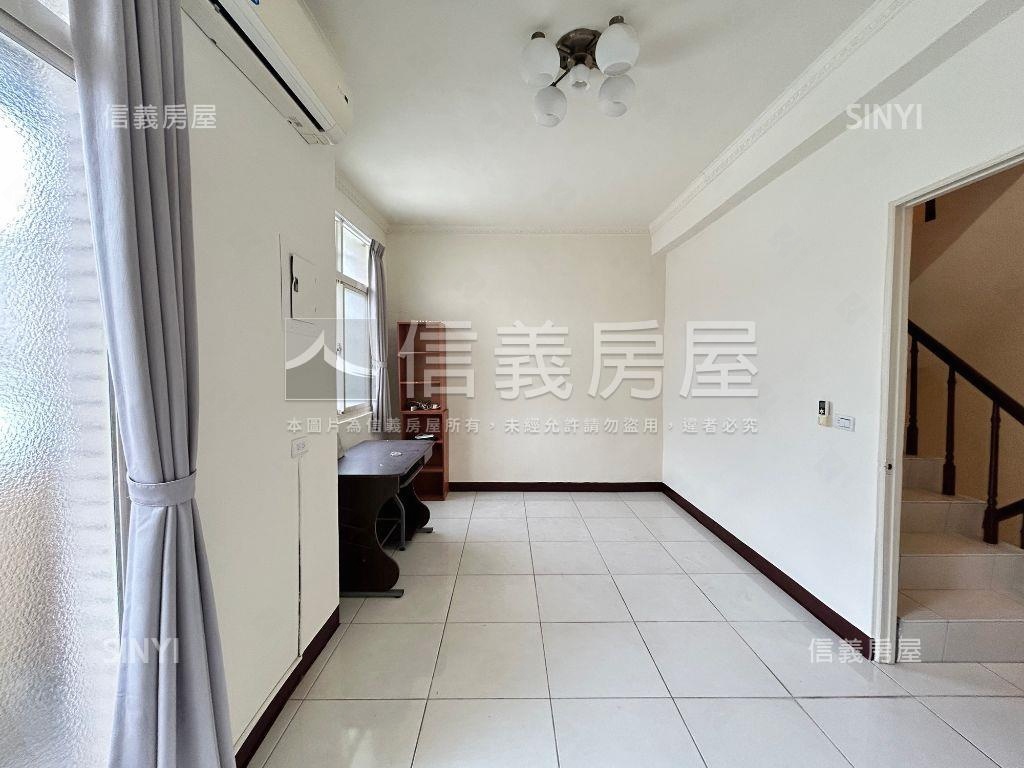 近仁化路大面寬臨路透天房屋室內格局與周邊環境
