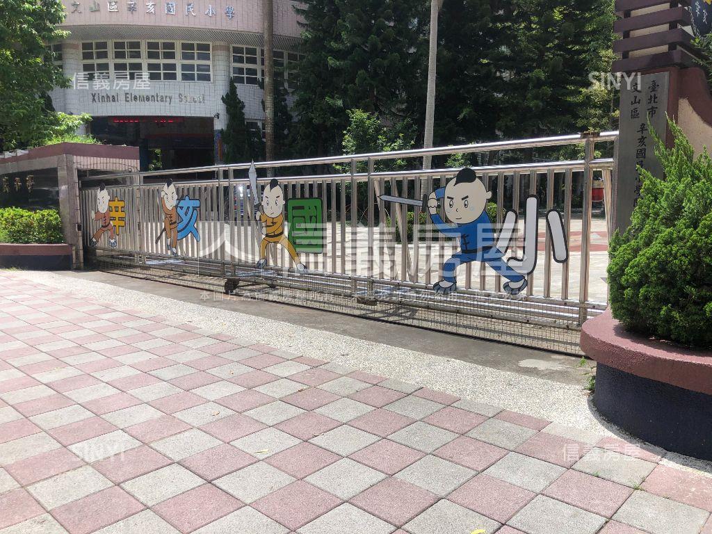 獨棟別墅房屋室內格局與周邊環境