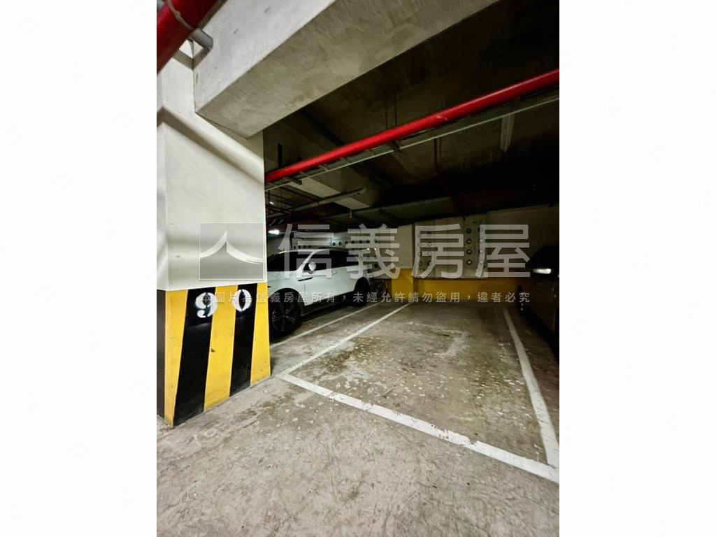 園區俠客稀有出售附車位房屋室內格局與周邊環境