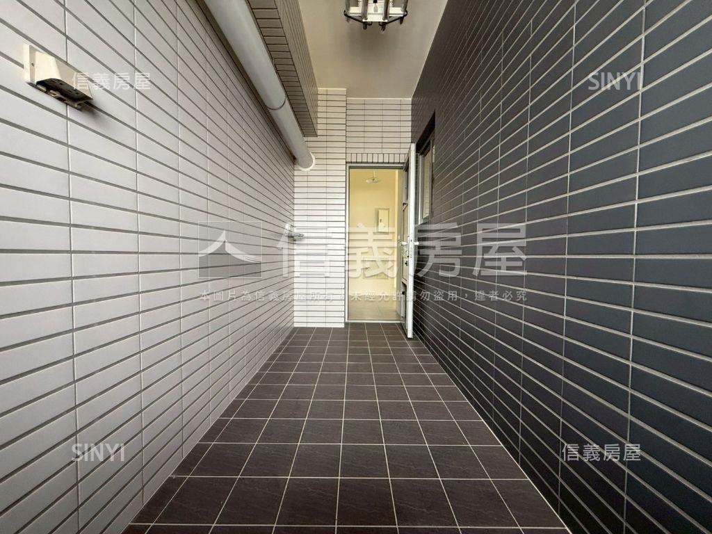 泰嘉璞日Ｂ２棟九樓平車房屋室內格局與周邊環境