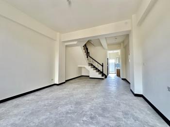 近南科全新未住透天