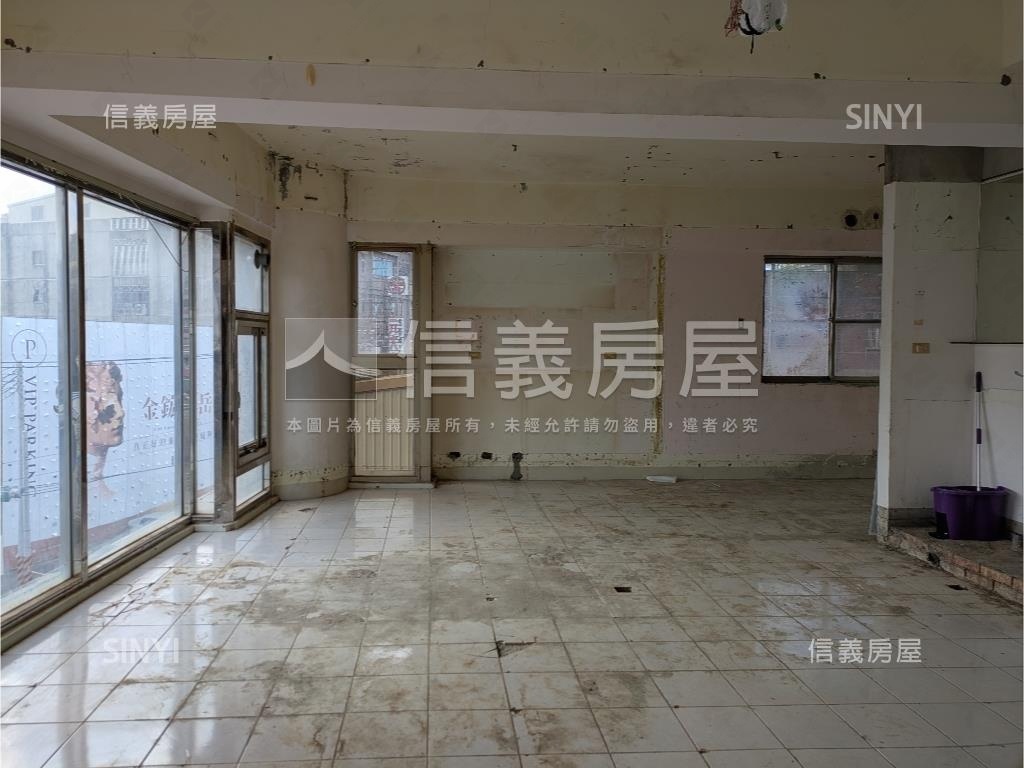 光復路辦公室附車位房屋室內格局與周邊環境