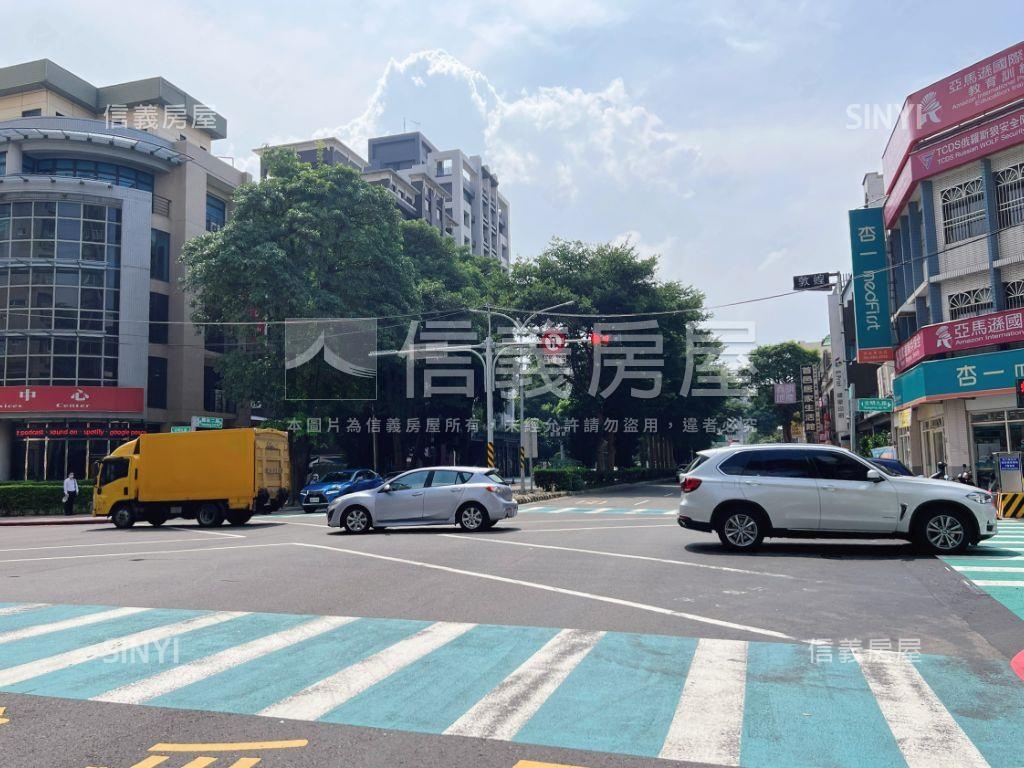 縣政二路美土地房屋室內格局與周邊環境