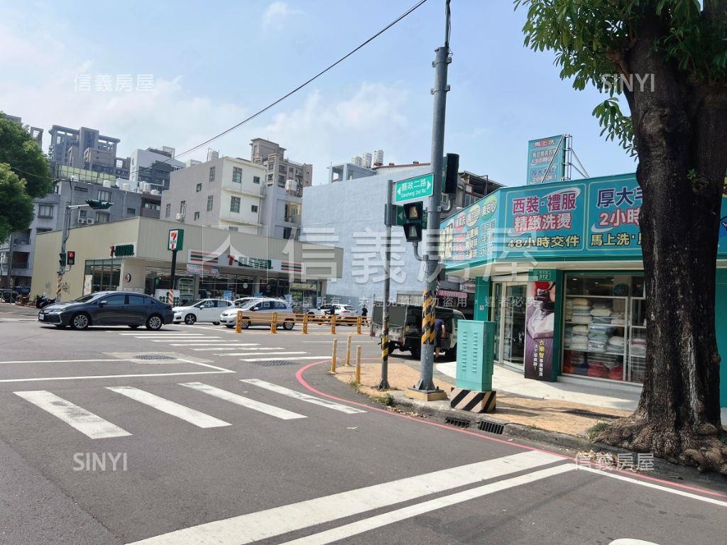 縣政二路美土地房屋室內格局與周邊環境