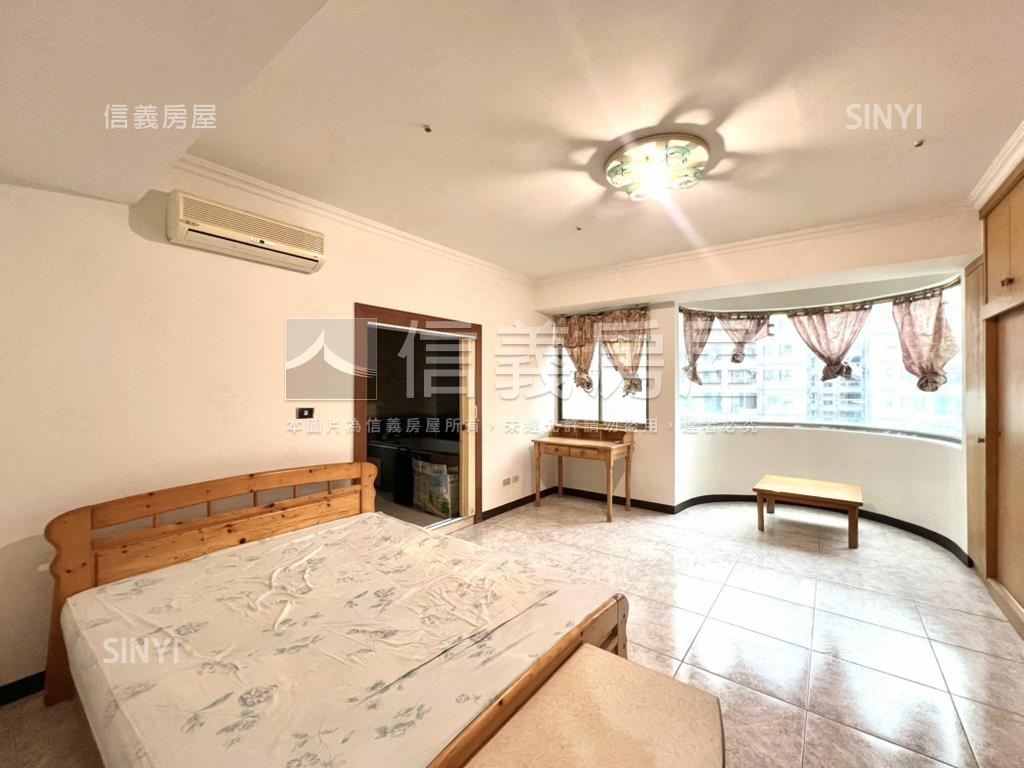 第一園｜大坪採光有車位房屋室內格局與周邊環境