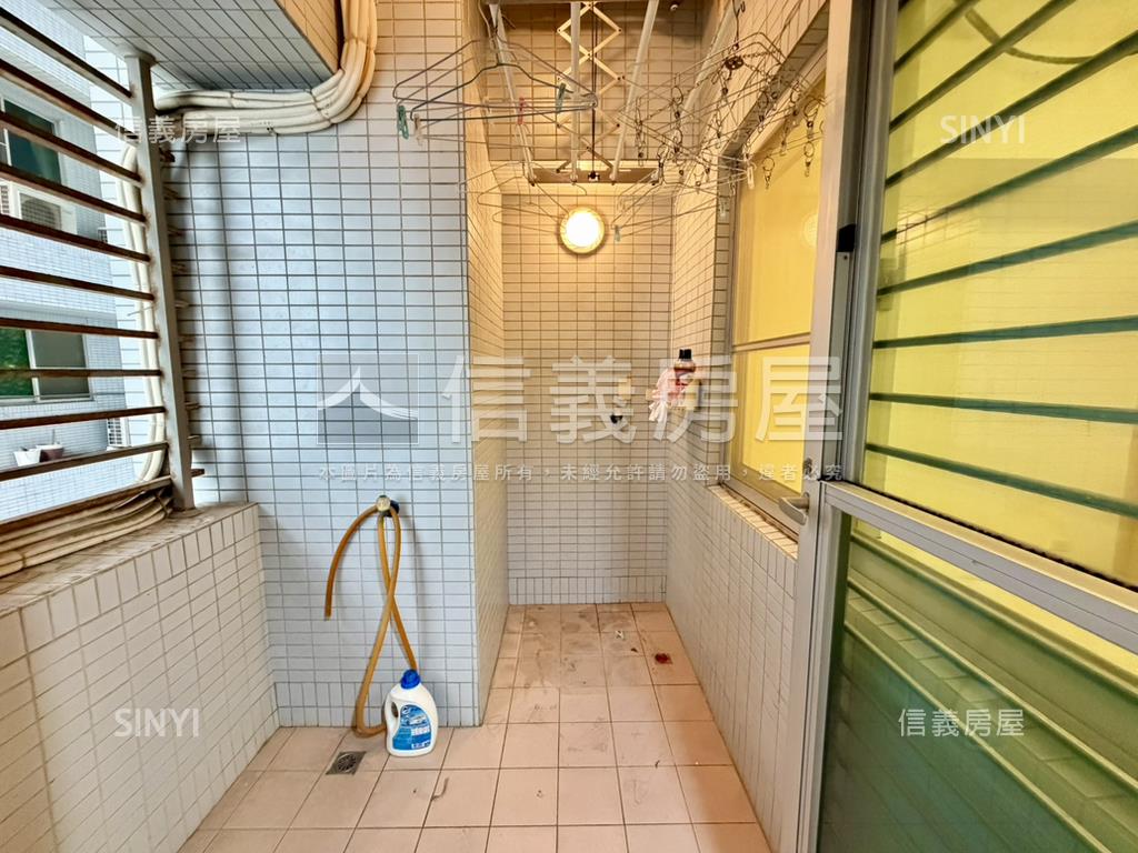 北區稀有世紀採光三房平車房屋室內格局與周邊環境