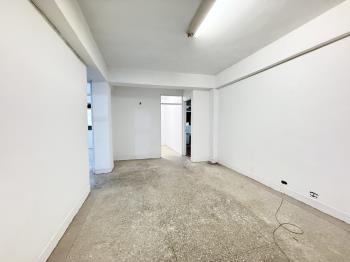 近麗山國小公寓一樓