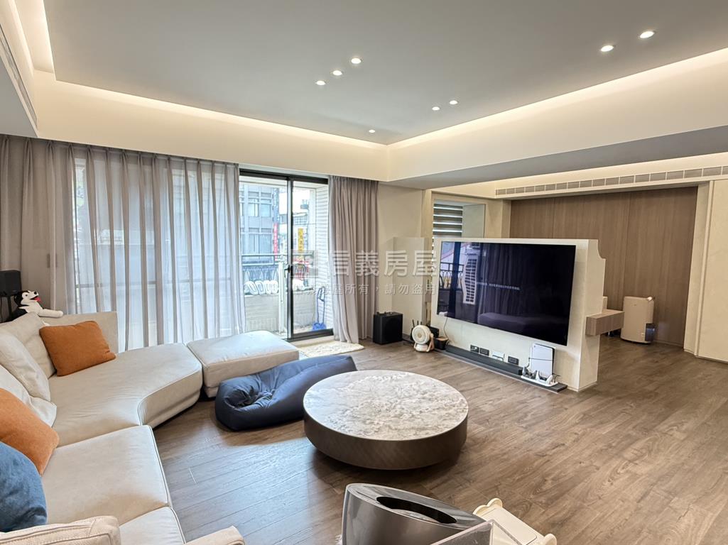 領賢四房雙主臥邊間大平車房屋室內格局與周邊環境