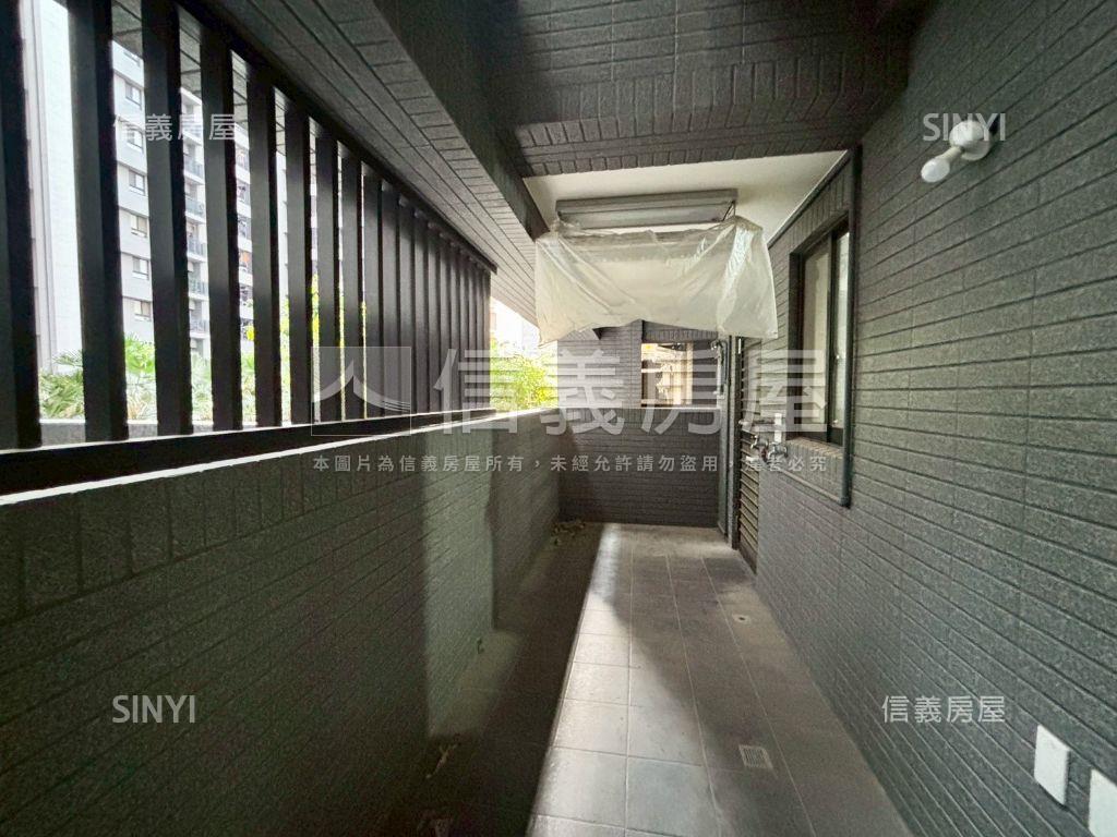 富宇世界花園兩房平車房屋室內格局與周邊環境