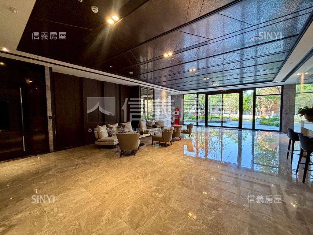 富宇世界花園兩房平車房屋室內格局與周邊環境