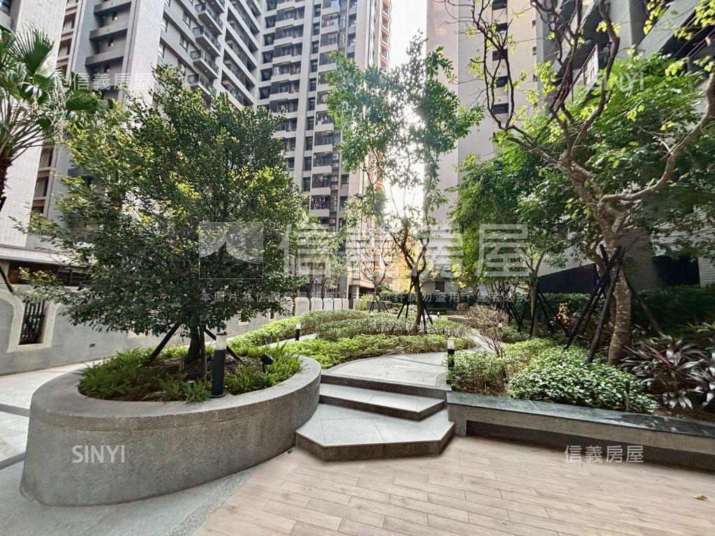 富宇世界花園兩房平車房屋室內格局與周邊環境