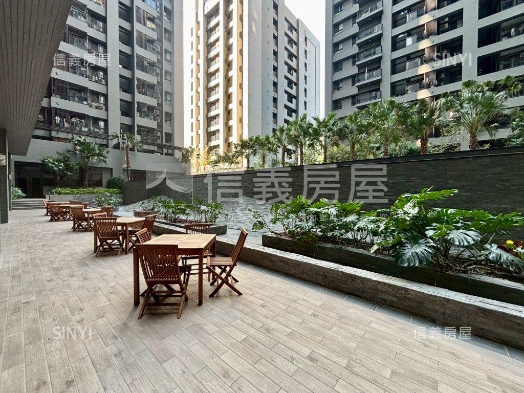 富宇世界花園兩房平車房屋室內格局與周邊環境