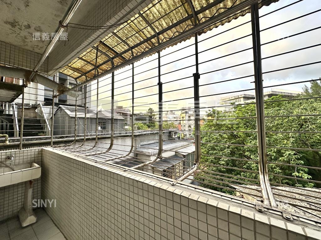 新專任⭐國泰格局三房雙衛房屋室內格局與周邊環境