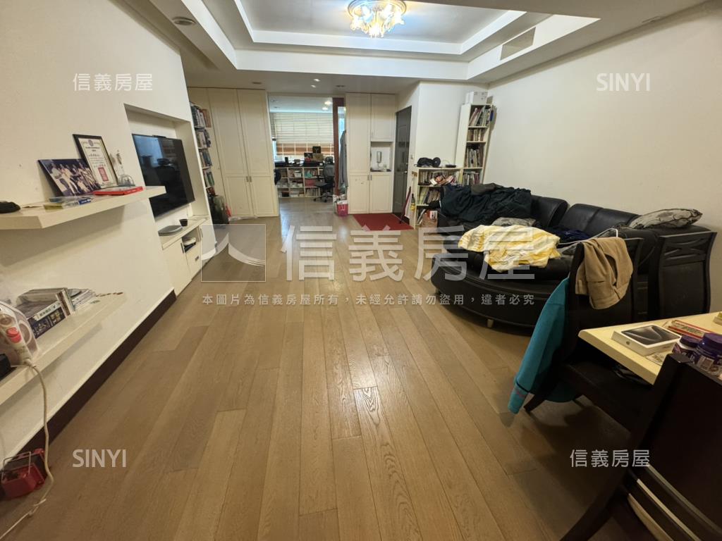 正士東路大土持公寓房屋室內格局與周邊環境