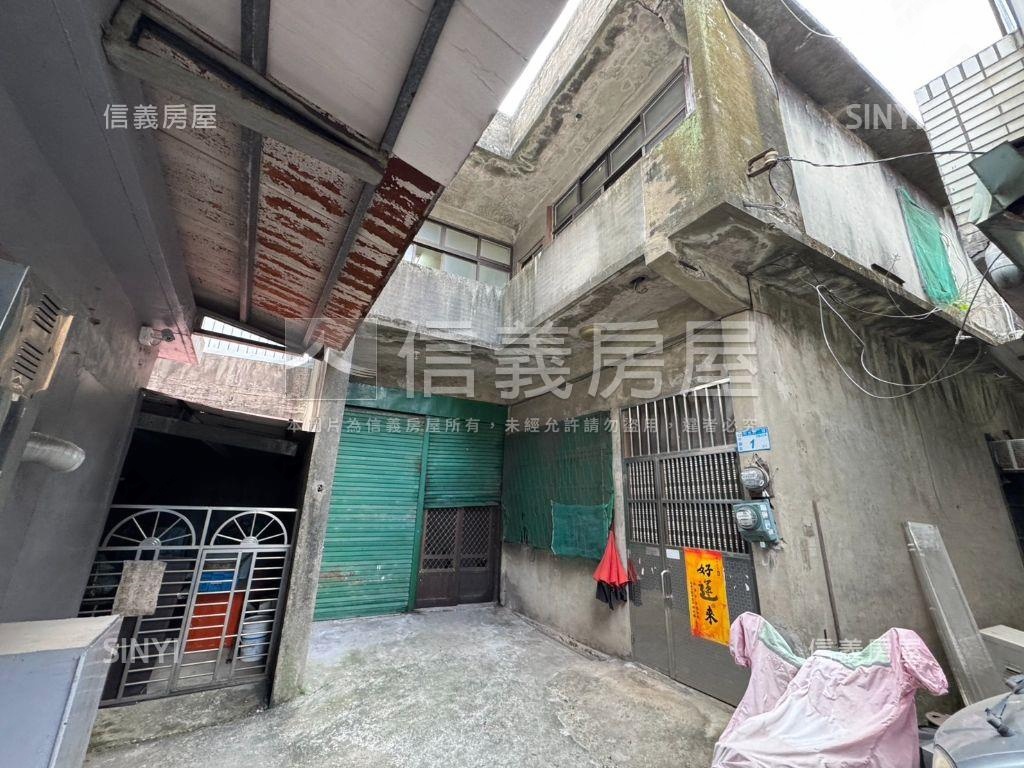 專任☆新光路二段透天房屋室內格局與周邊環境