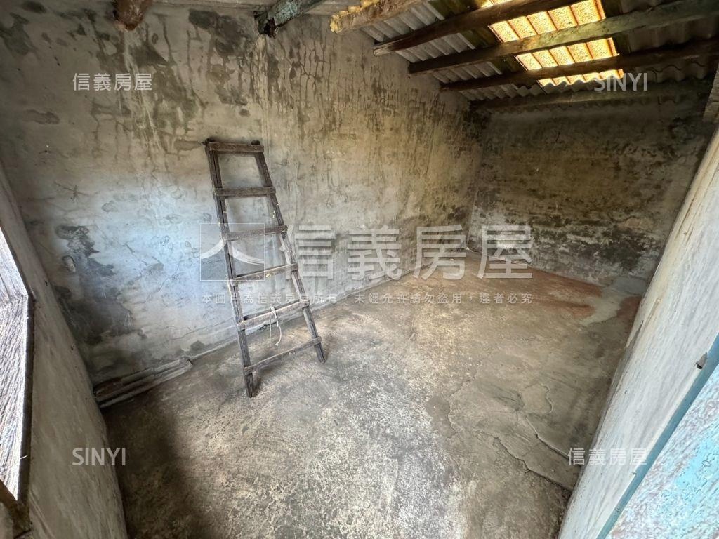 專任☆新光路二段透天房屋室內格局與周邊環境