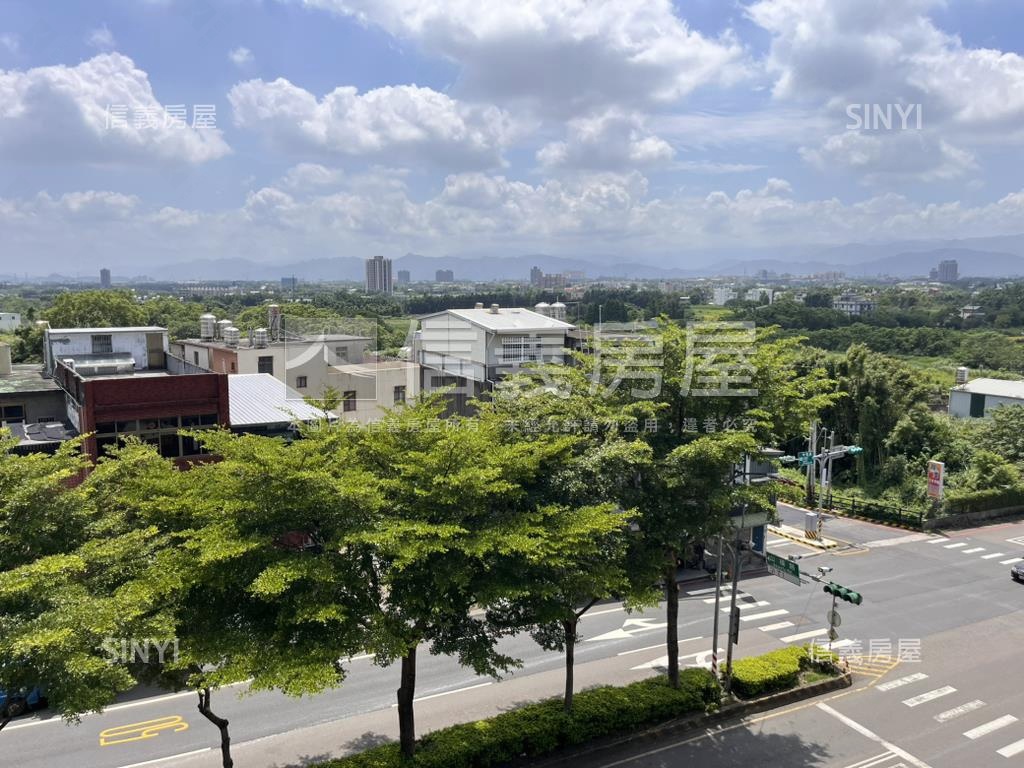 中豐路山頂段收租透店房屋室內格局與周邊環境