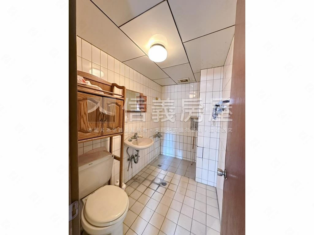 西區師範國美採光佳房屋室內格局與周邊環境