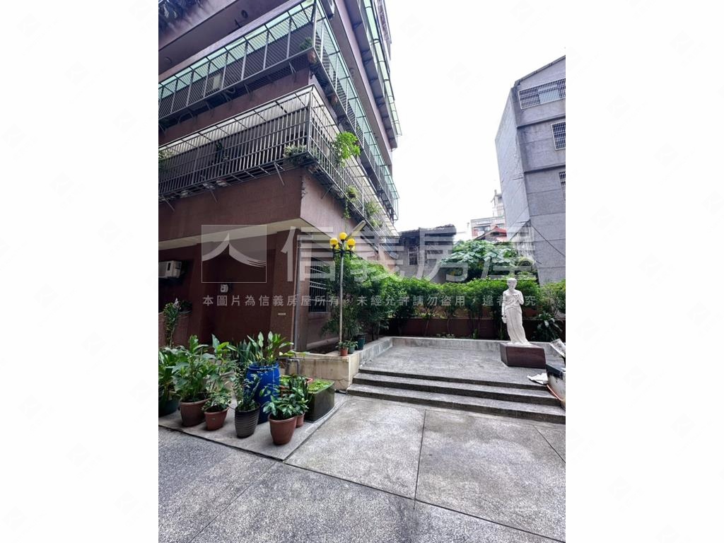 西區師範國美採光佳房屋室內格局與周邊環境