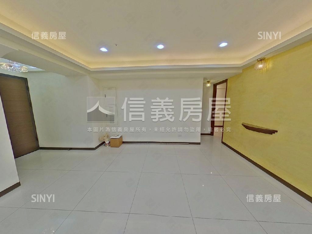遠雄龍岡一期美三房車位房屋室內格局與周邊環境