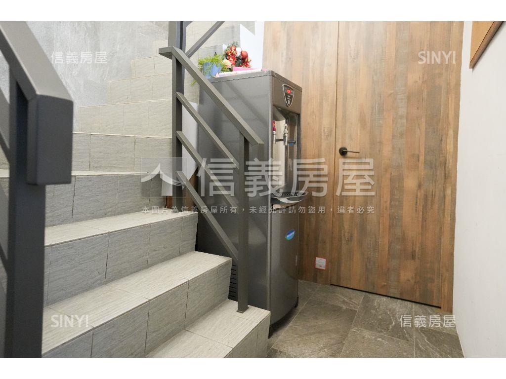 水湳中央公園品創電梯透套房屋室內格局與周邊環境