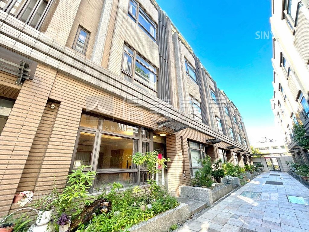 昌傑築光學府優質透天房屋室內格局與周邊環境