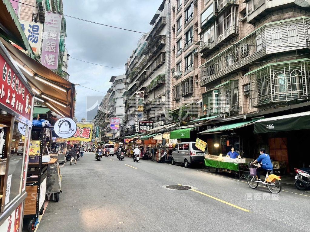稀有永豐路金店面房屋室內格局與周邊環境