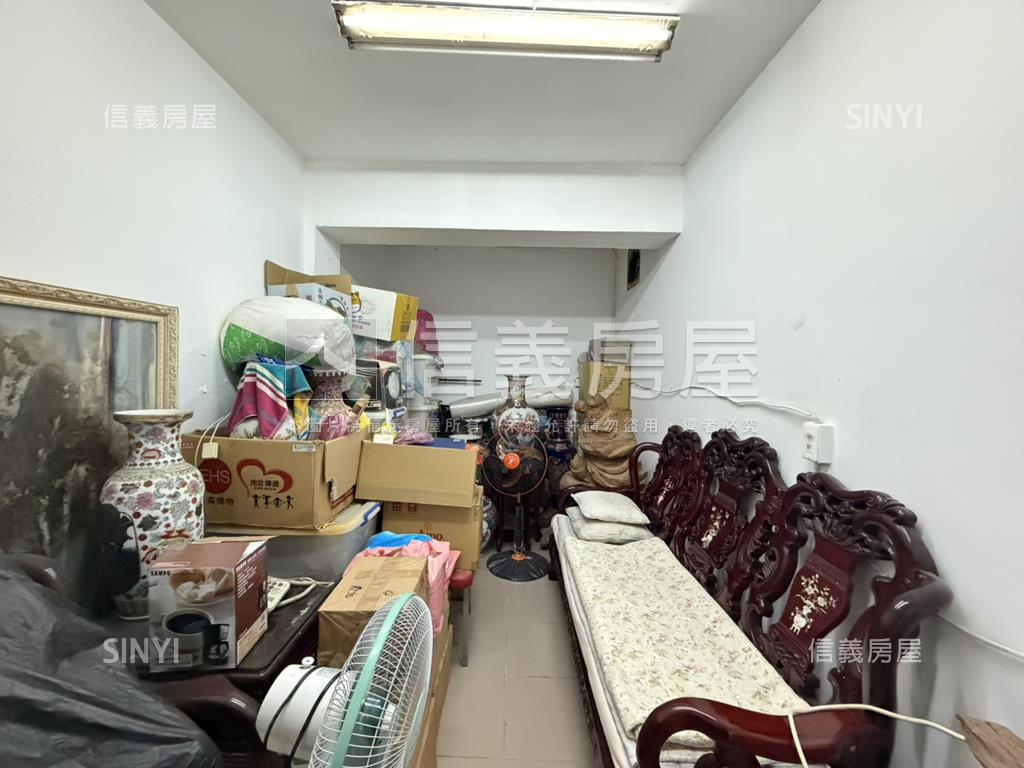 近捷運中原站稀有一樓房屋室內格局與周邊環境