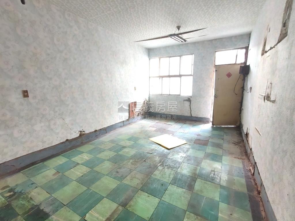 近美麗島捷運站便宜透天房屋室內格局與周邊環境