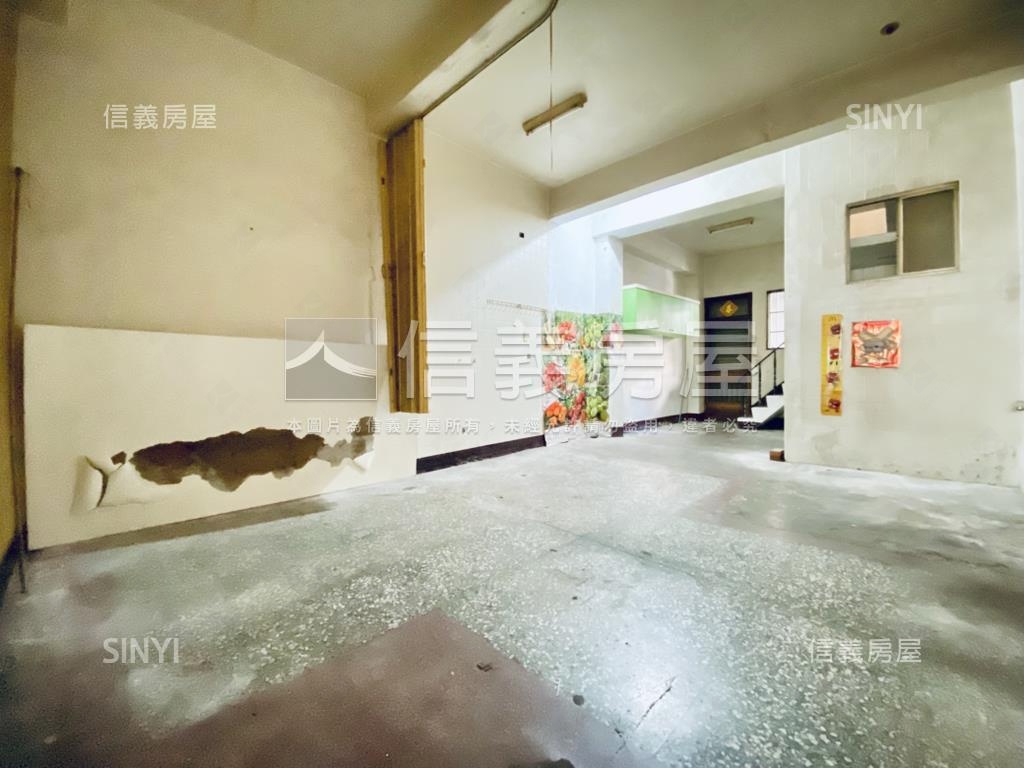 豐圳公園旁前後出入透天房屋室內格局與周邊環境