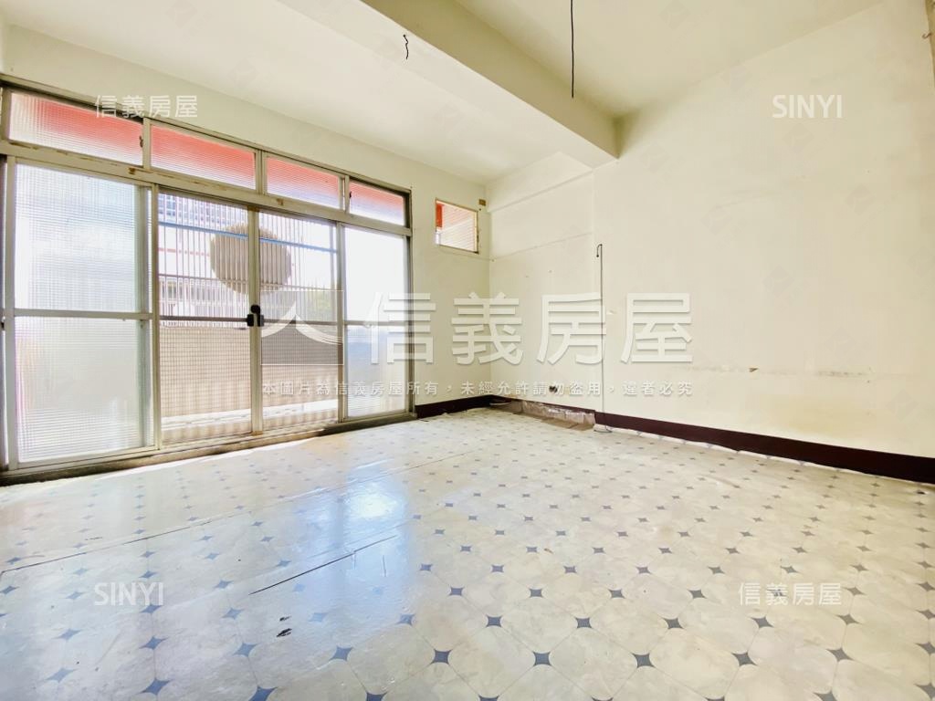 豐圳公園旁前後出入透天房屋室內格局與周邊環境