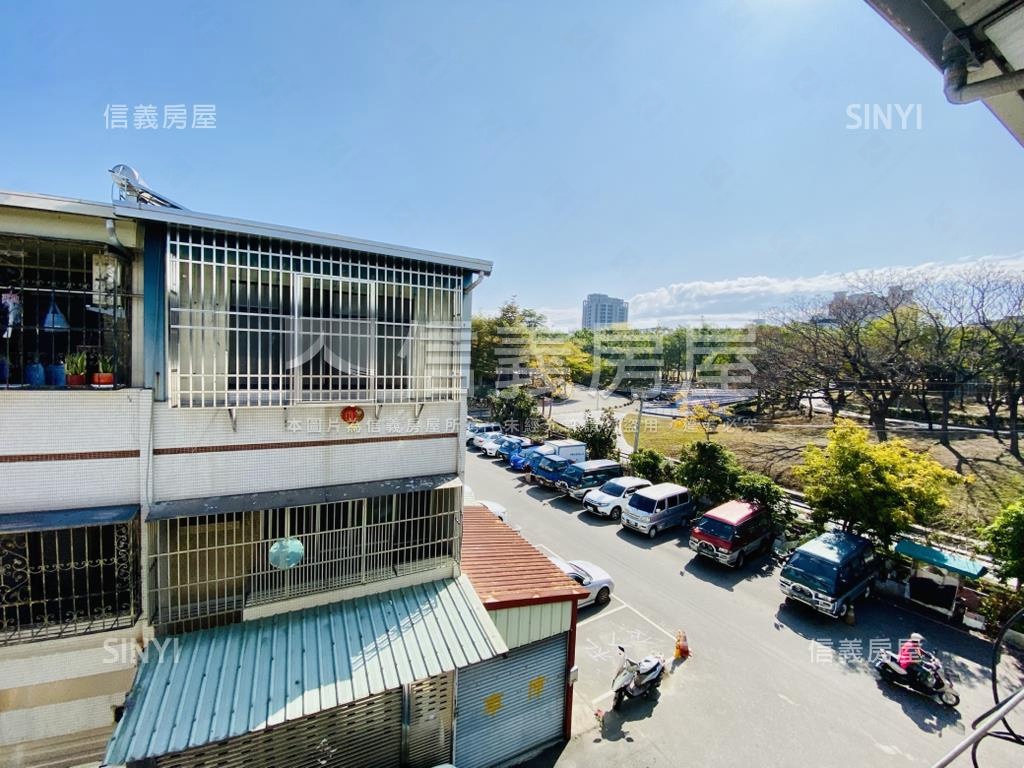 豐圳公園旁前後出入透天房屋室內格局與周邊環境