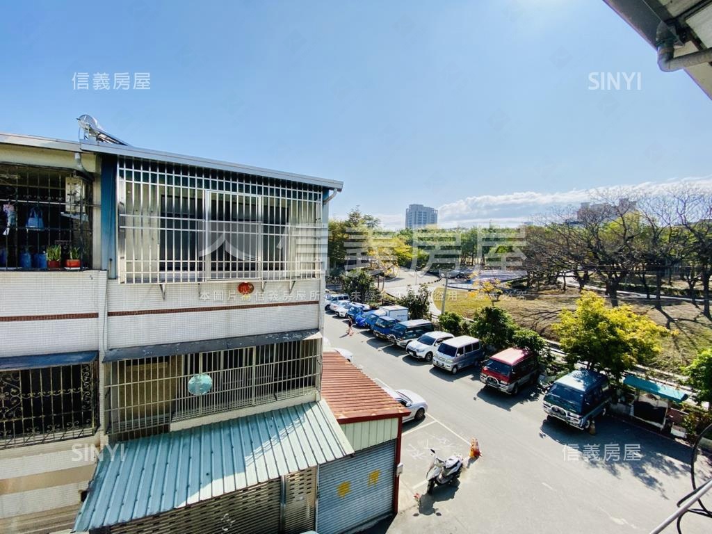 豐圳公園旁前後出入透天房屋室內格局與周邊環境