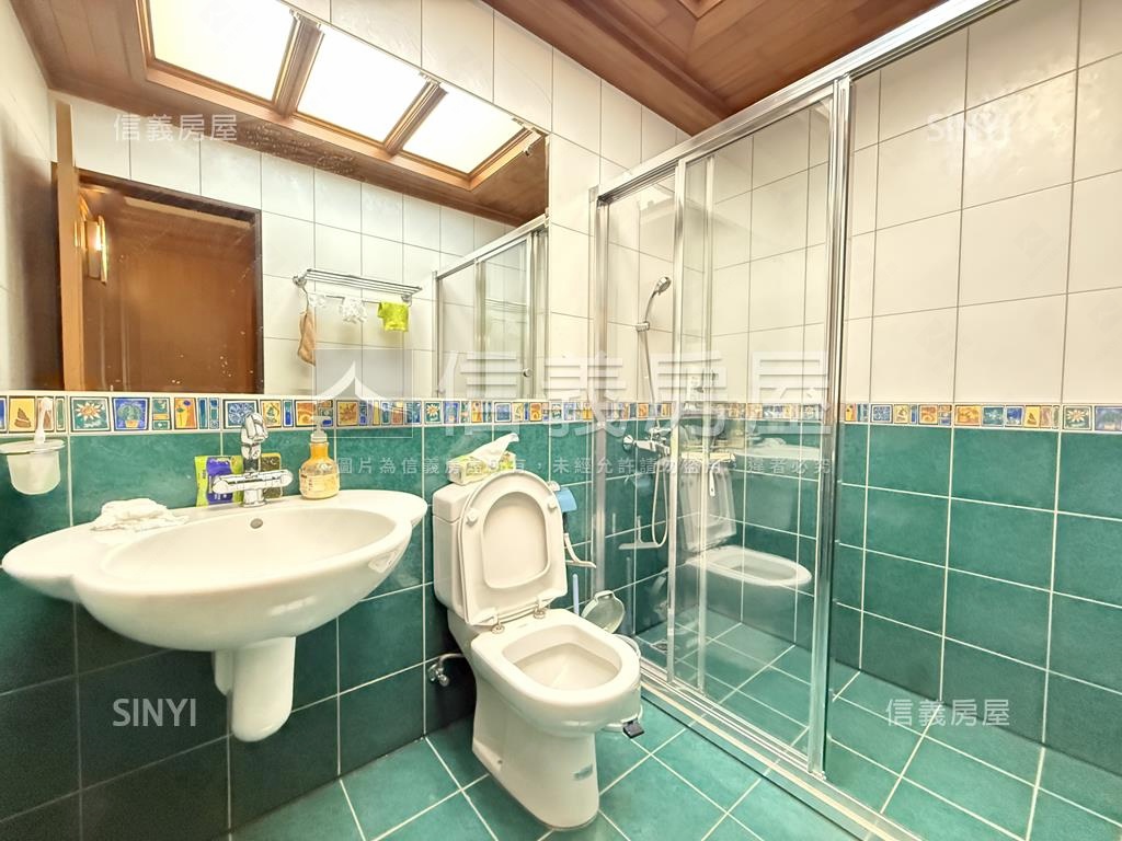 紅寶石落地窗面草悟道視野房屋室內格局與周邊環境