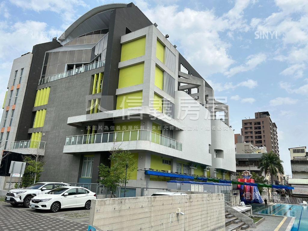 臻選新匯高樓三房車位房屋室內格局與周邊環境
