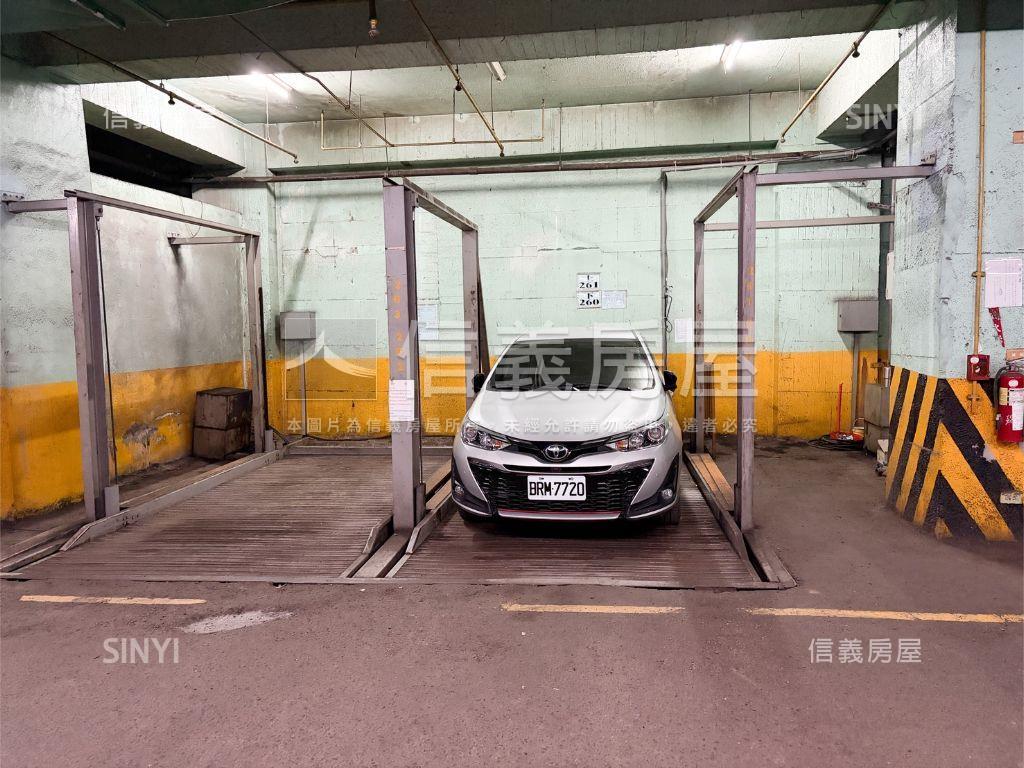低總價四房視野車位房屋室內格局與周邊環境