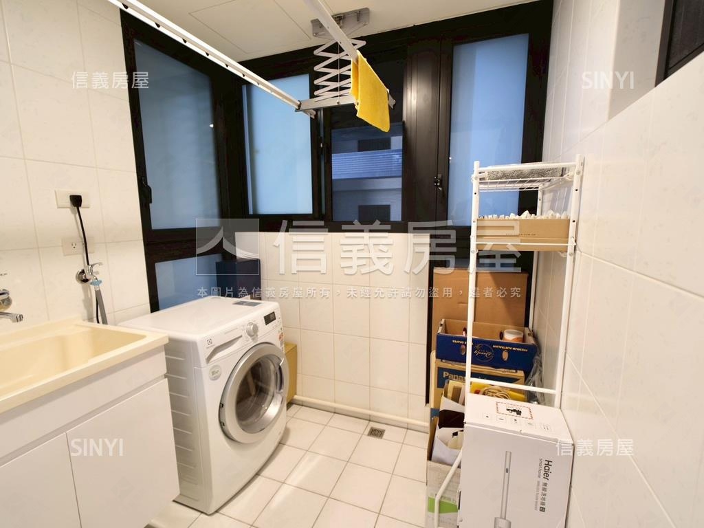 高指名觀市政兩房兩衛平車房屋室內格局與周邊環境