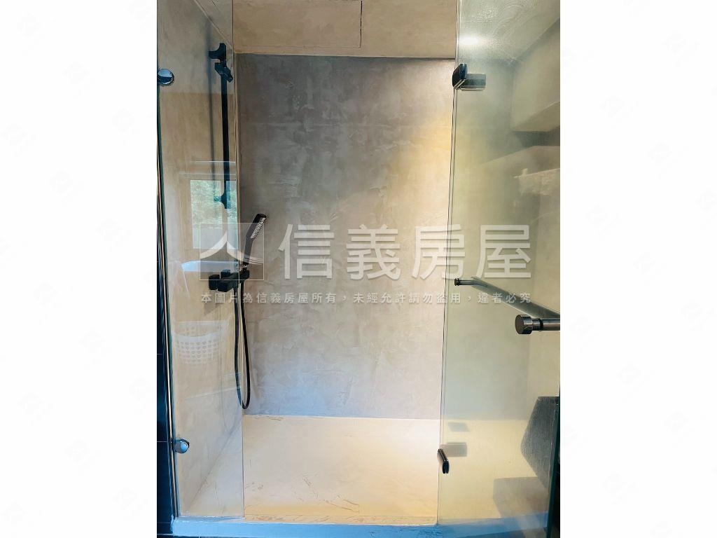 陽光沐浴。質感３房車位房屋室內格局與周邊環境