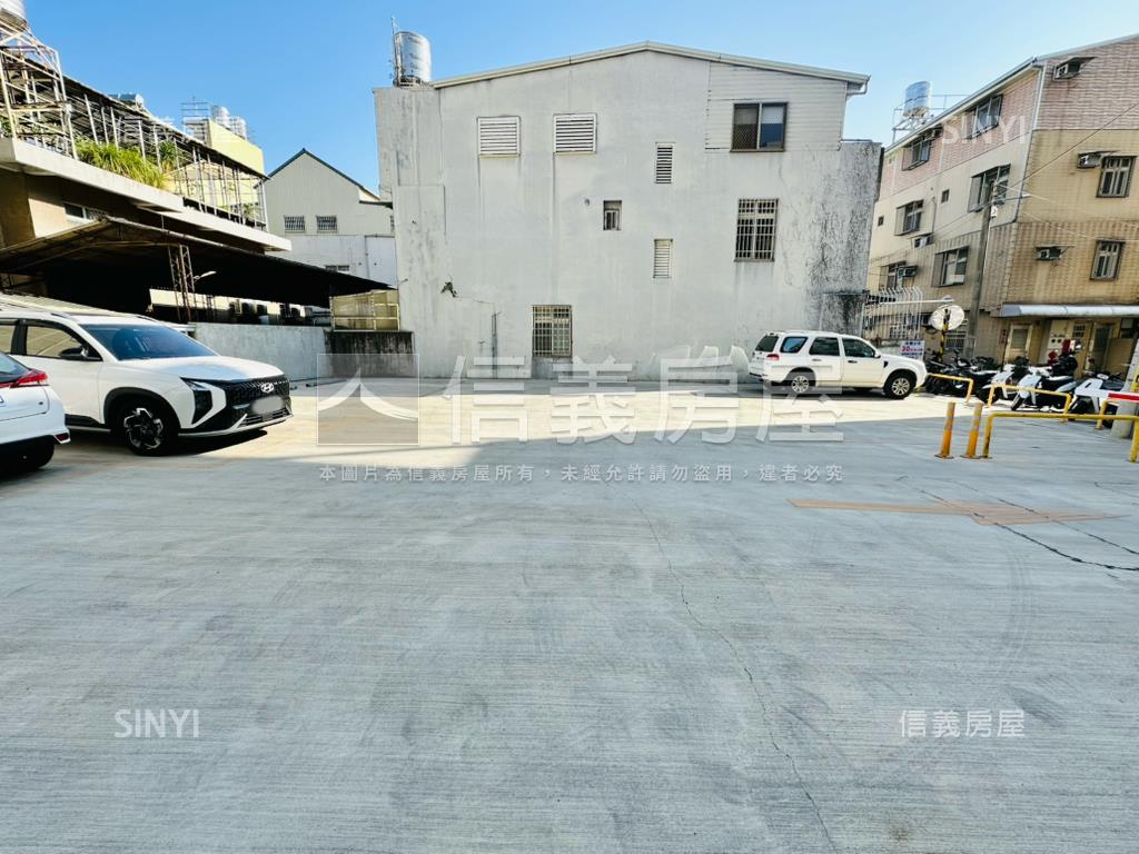 近中興大學約１６米寬土地房屋室內格局與周邊環境