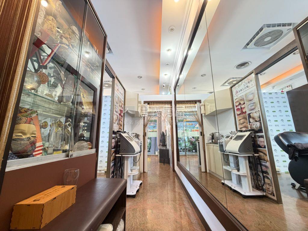 漢口雙層金店面｜平面車位房屋室內格局與周邊環境