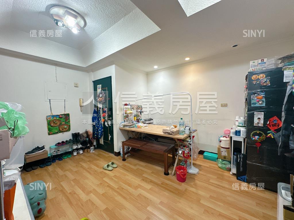松江捷運景觀２房房屋室內格局與周邊環境