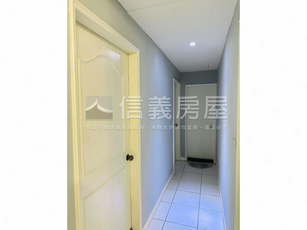 明亮採光撲滿三房房屋室內格局與周邊環境
