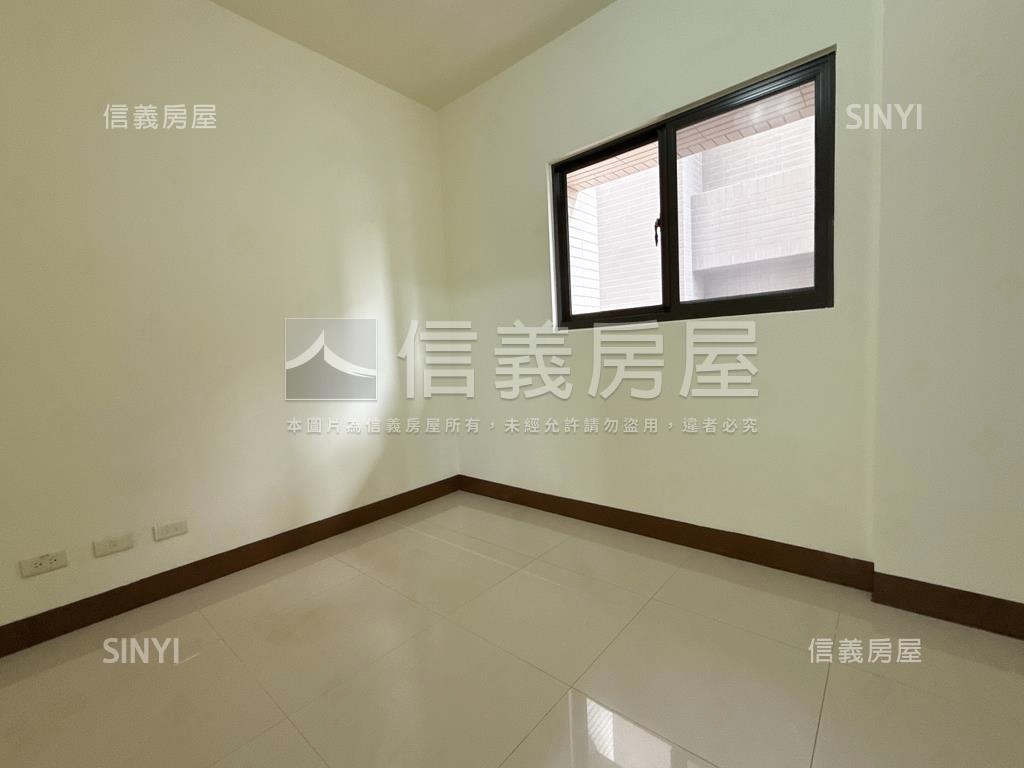 文德苑成家２＋１房車位房屋室內格局與周邊環境