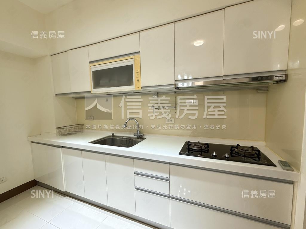 文德苑成家２＋１房車位房屋室內格局與周邊環境