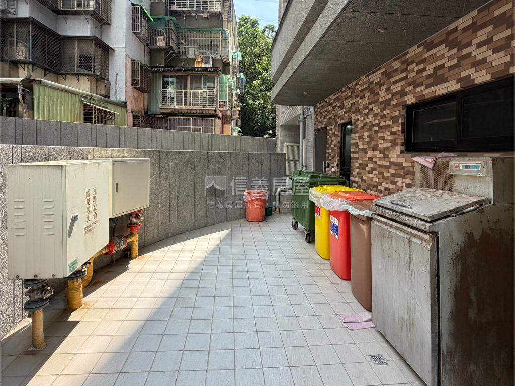 誠美愛家．邊間雙衛幸福家房屋室內格局與周邊環境