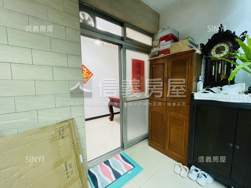 忠孝街舒適一樓房屋室內格局與周邊環境