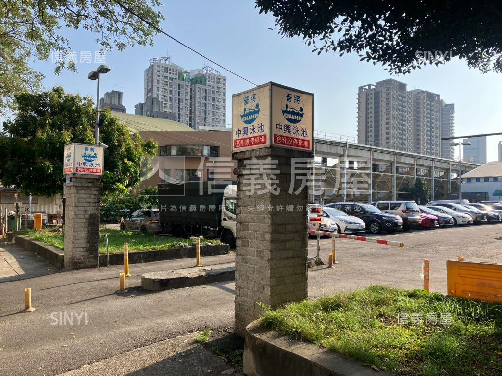 走路就到捷運站健身公寓房屋室內格局與周邊環境