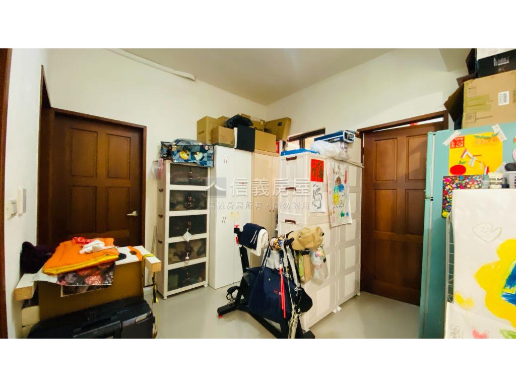 鴻華欣苑兩房車位房屋室內格局與周邊環境