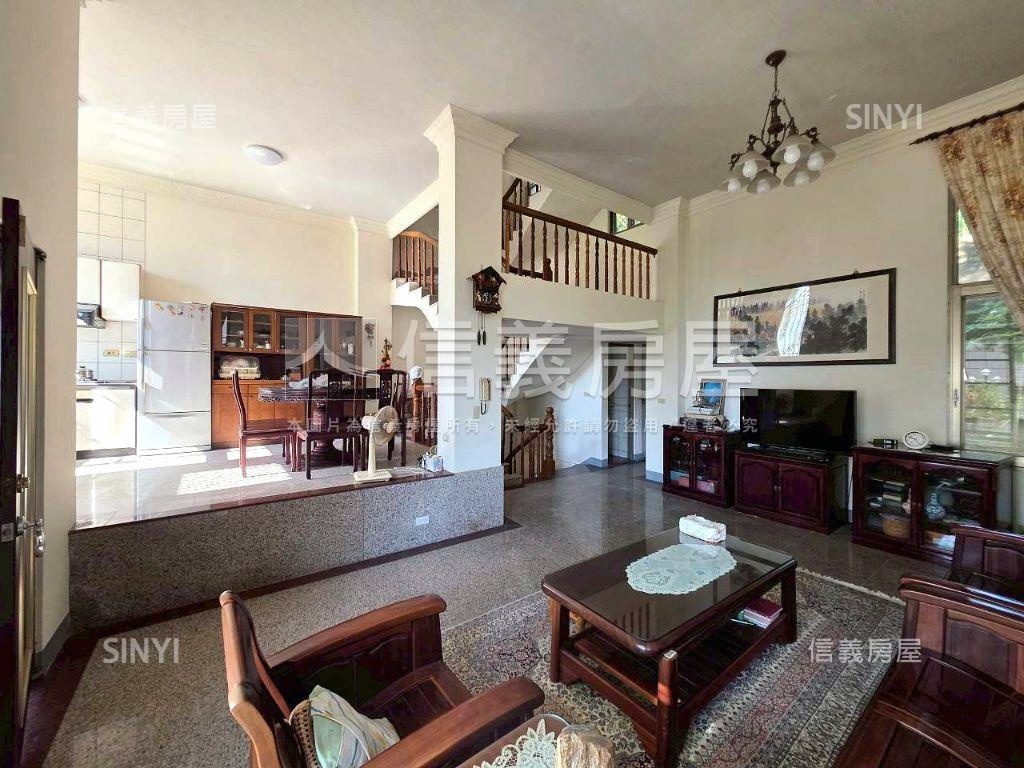 悠居山林大地坪大面寬別墅房屋室內格局與周邊環境